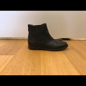 Madewell Black Chelsea Boots